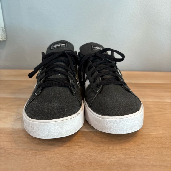 Adidas Men's 12 Daily 3.0 Skate Shoe Sneakers Core Black White Cloud Casual - Picture 3 of 8